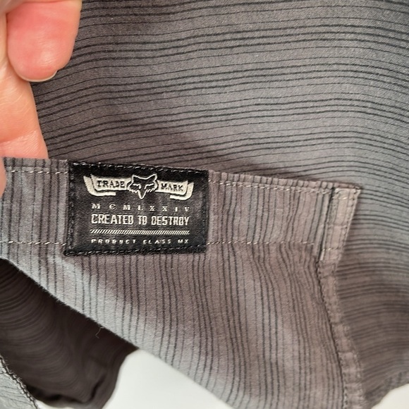 Fox Mens Horizontal Striped Button-Up Shirt Grey Long Sleeves Collar Slim Fit XL - Picture 9 of 15